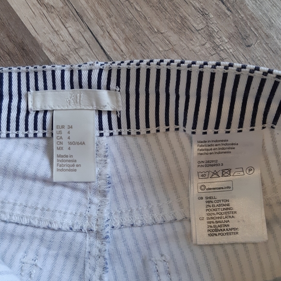 GUC H&M Pinstripe Shorts - Picture 6 of 7